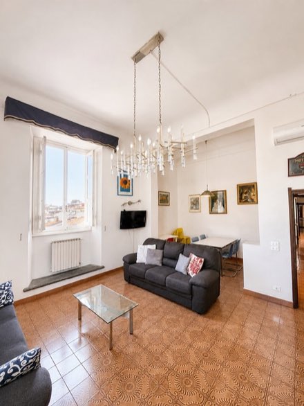 Entire Apartment · Piazza del Mercato Centrale · 4 Bedrooms · From February