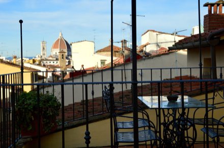 4-Room Apartment · Terrace with Duomo View · Borgo la Croce