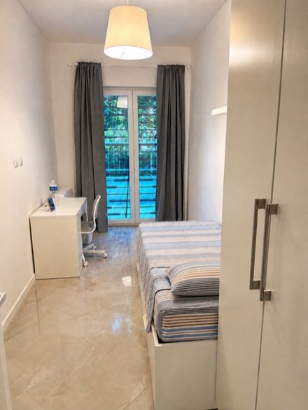 Girls-Only Room · Via della Villa Demidoff 64 · Novoli Campus · Room 2