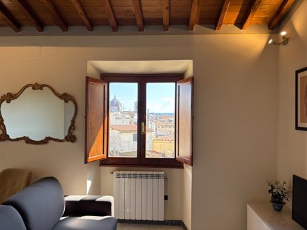 Penthouse with a Terrace Looking at the Duomo · 75 m² · Via Cavour · From November