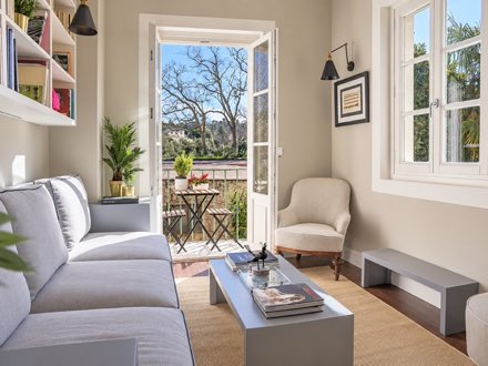 Renovated Four-Room Flat with a Balcony over Boboli · 85 m² · Via Romana