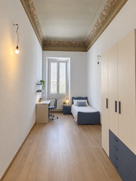 Single Room with Painted Frieze · Via Aretina 127 · Bellariva