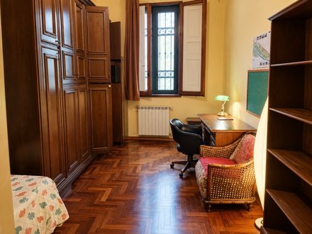 Single Room with Study Corner · Via della Fonderia 83 · Oltrarno