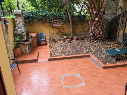 Ground-Floor Flat with Garden and Three Single Rooms · Via della Fonderia 83 · Oltrarno